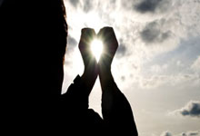 金年会：西班牙人為阿爾瓦羅而戰 皇馬開價1100萬歐元加二次轉會分成.